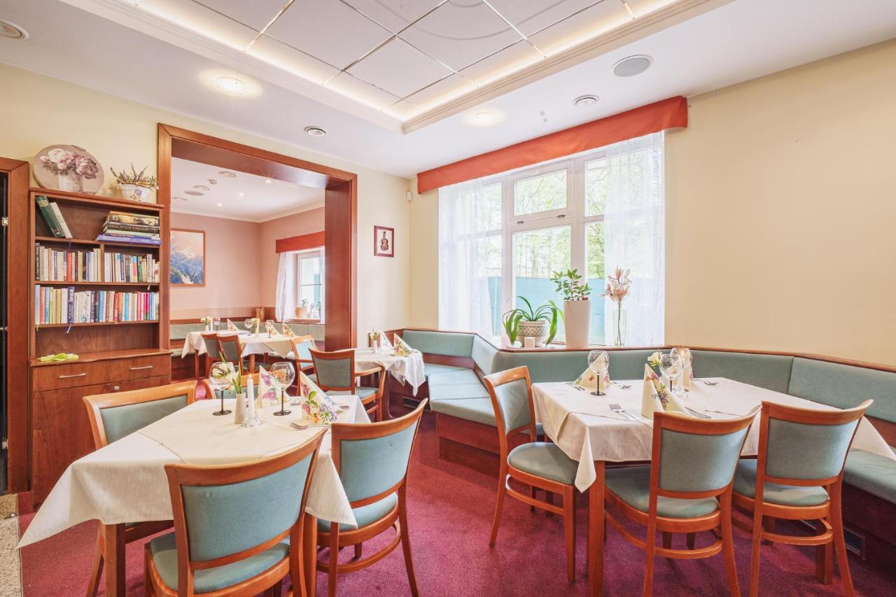 Francis Spa Hotel Františkovy Lázně Zewnętrze zdjęcie