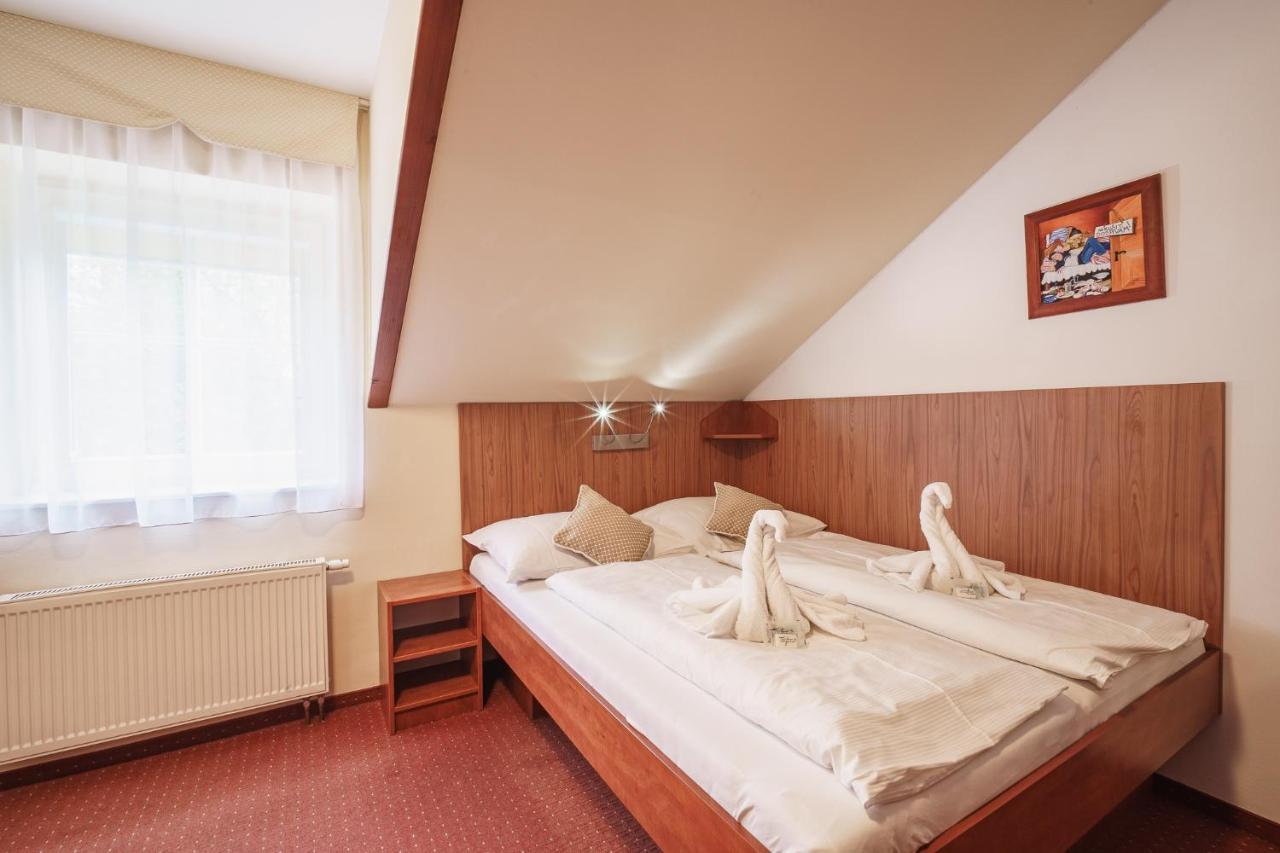 Francis Spa Hotel Františkovy Lázně Zewnętrze zdjęcie