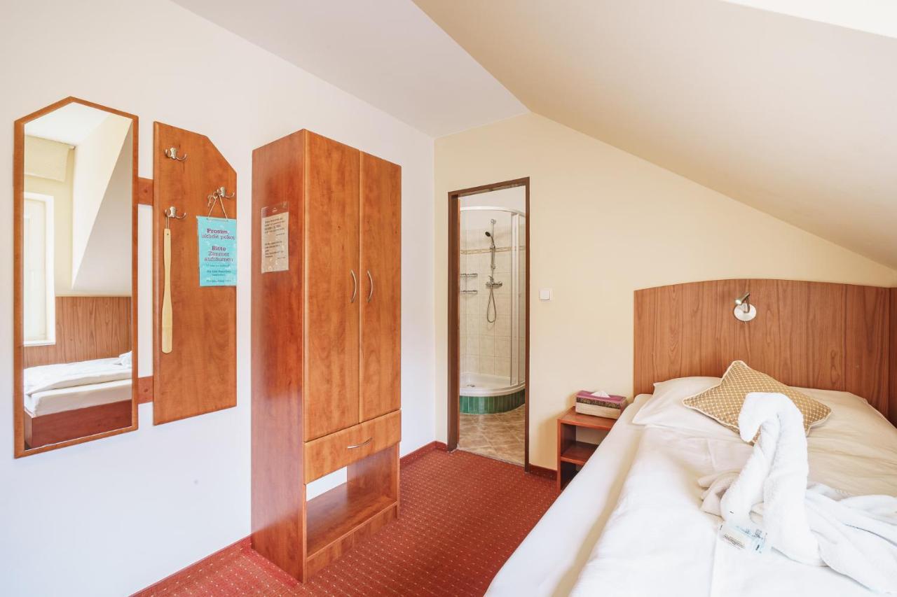 Francis Spa Hotel Františkovy Lázně Zewnętrze zdjęcie